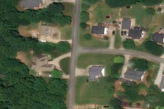 100 Woodstaff DR