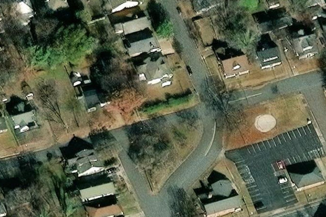 1011 Thunderwood Farm LN