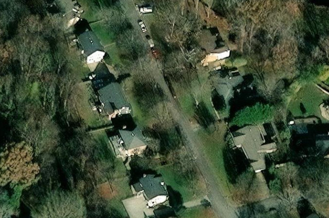 1048 Beecher RD