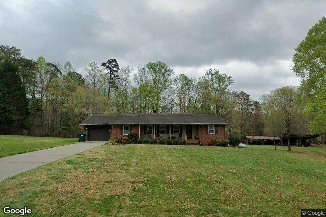 1225 Sterling Acres DR