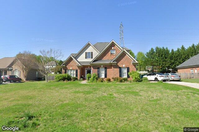 135 Oak Run CT