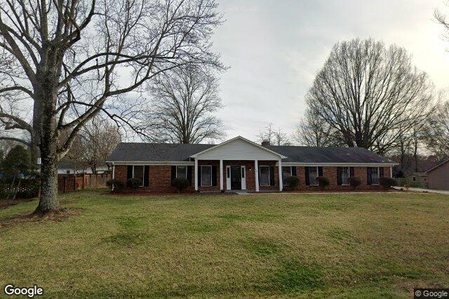 140 Hidden Hills DR