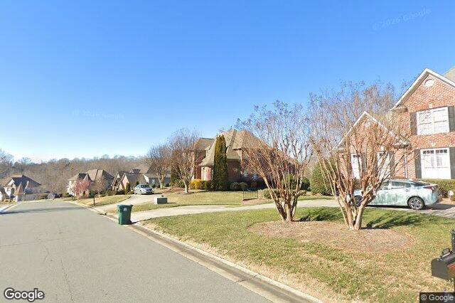 2145 Cherrywood DR