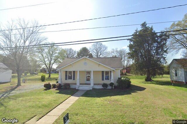 2722 Darrow RD