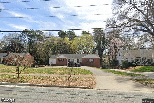 2724 Country Club RD