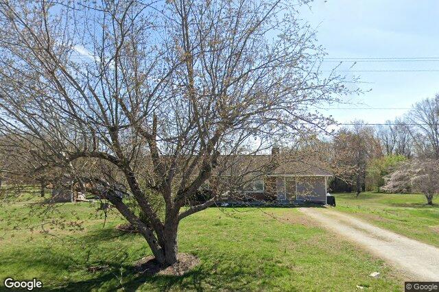 2725 Valleyspring RD