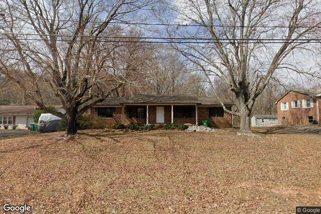 2732 Knob Hill DR