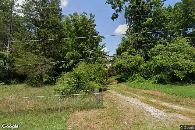 2940 Reynolda RD