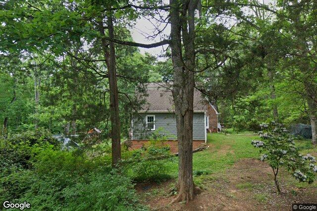 3400 Forest LN