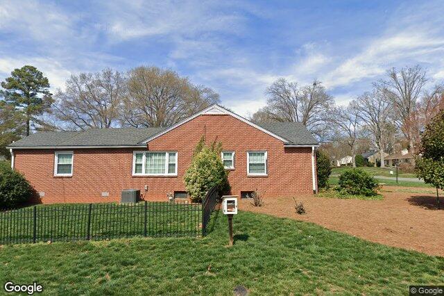 440 Plymouth AVE