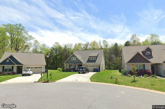 4593 Olivine LN