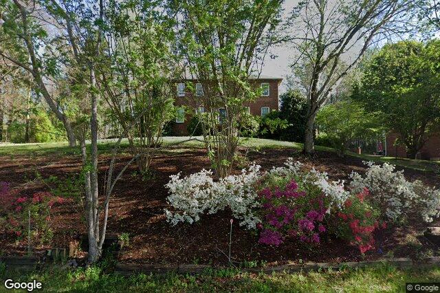 5461 Kingsbridge RD