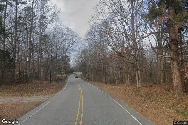5822 Jones RD