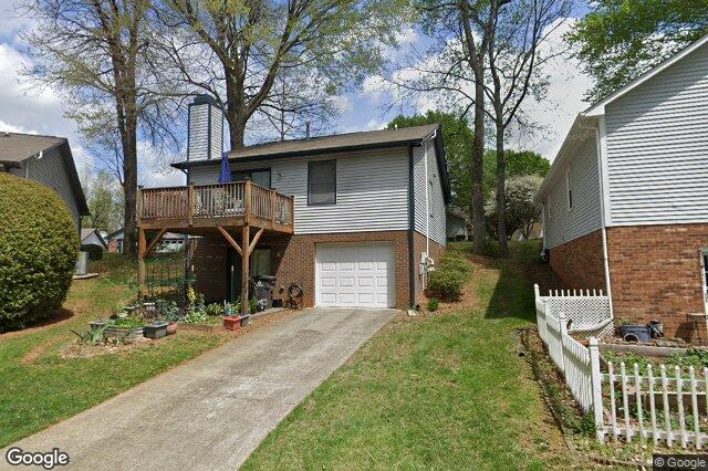 640  Lantern Ridge DR