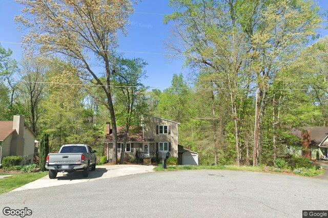809 Fox Run DR